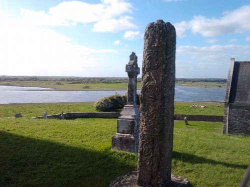 Earthwise tour Clonmacnoise