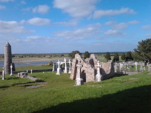 Earthwise visit to Clonmacnoise on River Shannon