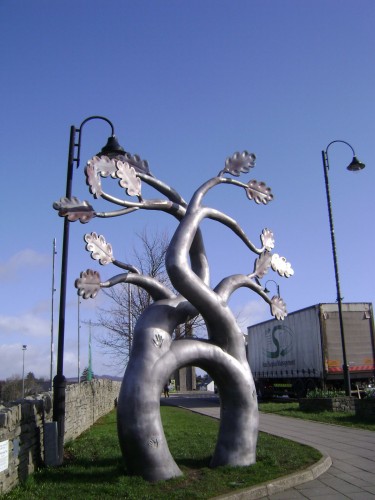 Tree sculptor Ballybofey on Earthwise tour